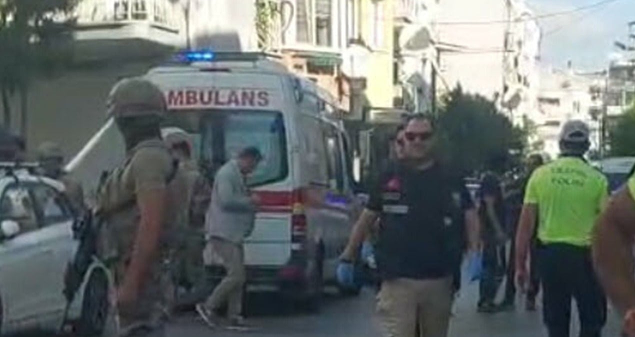 izmirdeki saldiriya yayin yasagi getirildi BmrkQnwj