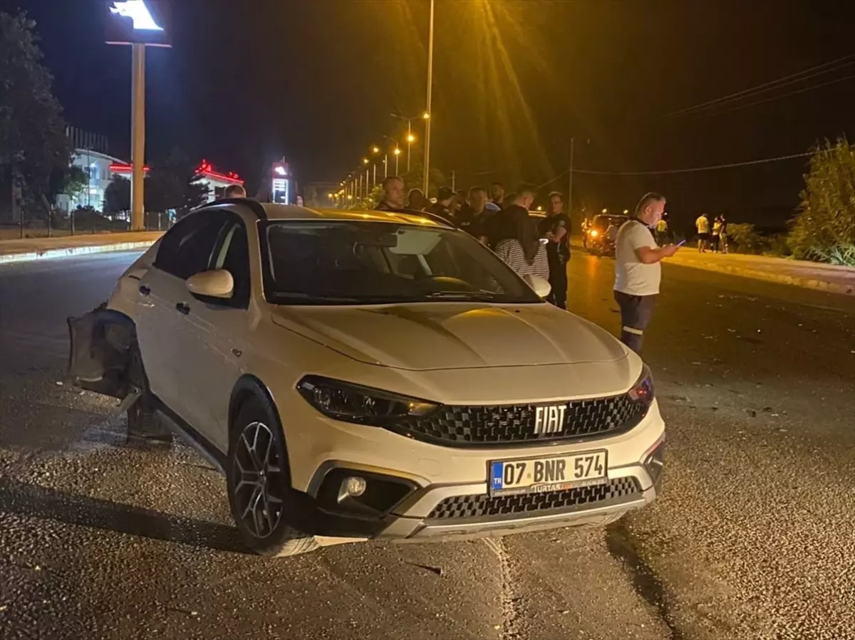 serikte trafik kazasi 5 yarali ZK72v6rT