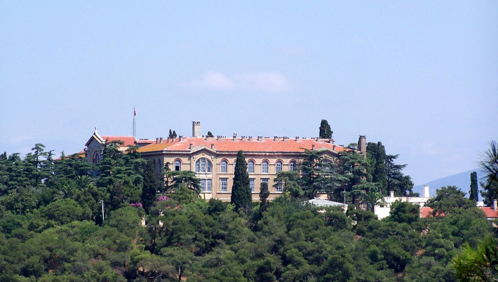 yarim asiri asan kordugum heybedeliada ruhban okulu yeniden acilacak mi Wp6vyQlr