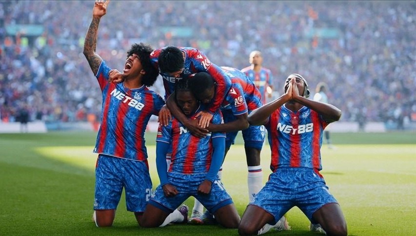 everton crystal palace maci ne zaman saat kacta ve hangi kanalda premier lig 7 hafta Vhg8L6pn