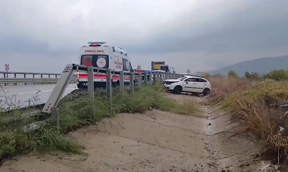 iznikte su kanalina dusen otomobilde 4 yarali cbKgpGCP