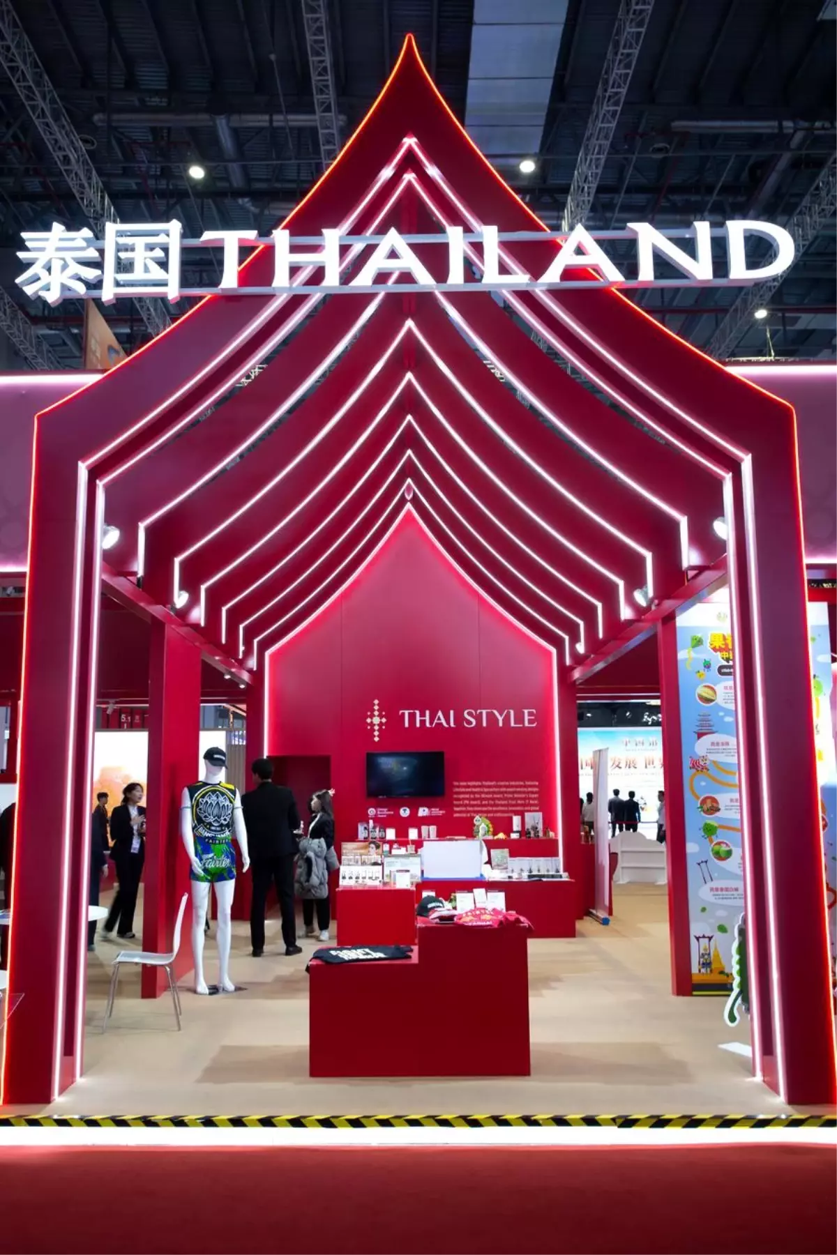 8 cin ithalat fuari basladi HNYRMUl6.jpg