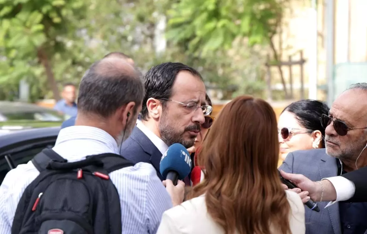 gkry lideri hristodulidisten kibris muzakerelerine devam sinyali KvKi5T3c.jpg