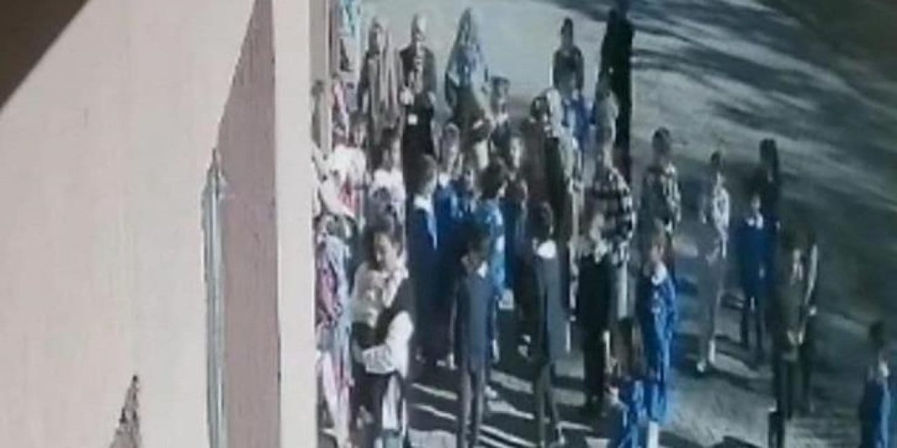 ogretmenlerden 3 yasindaki cocugun hayatini kurtaran hamle SwzGDS8W.jpg