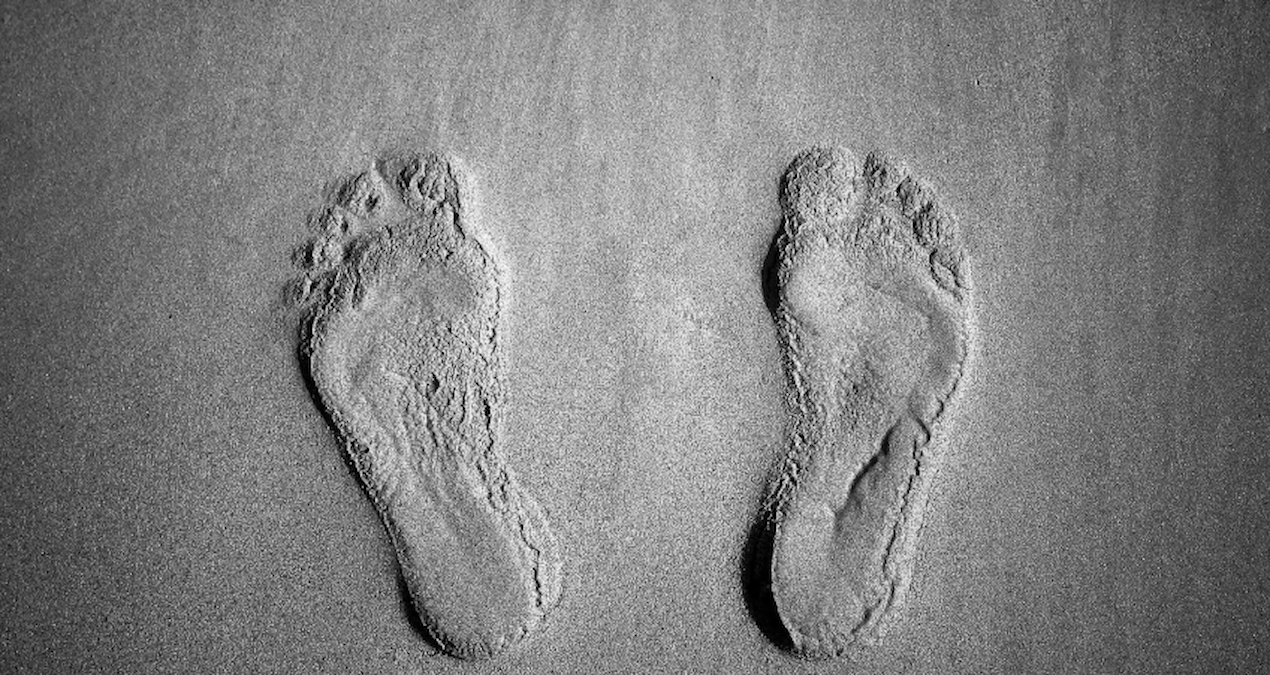 Esrarengiz İnsana Ait Ayak İzleri: Tarihin Gizemli Yolcuları