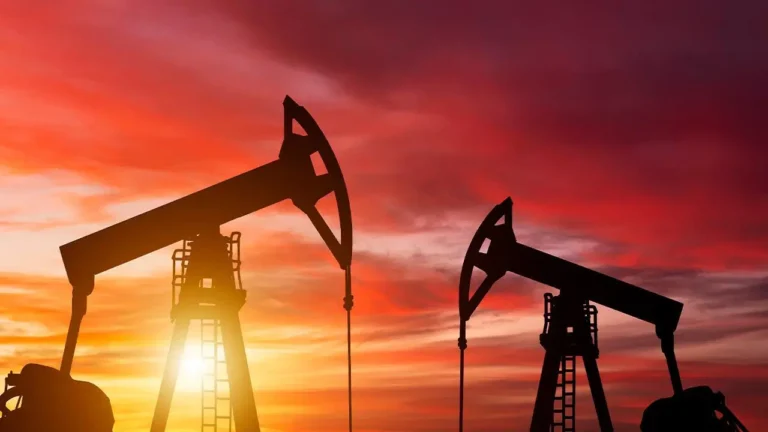 petrol-piyasasinda-trump-firtinasi-ateskes-yasam-destegine-bagli-3mtIVTiD