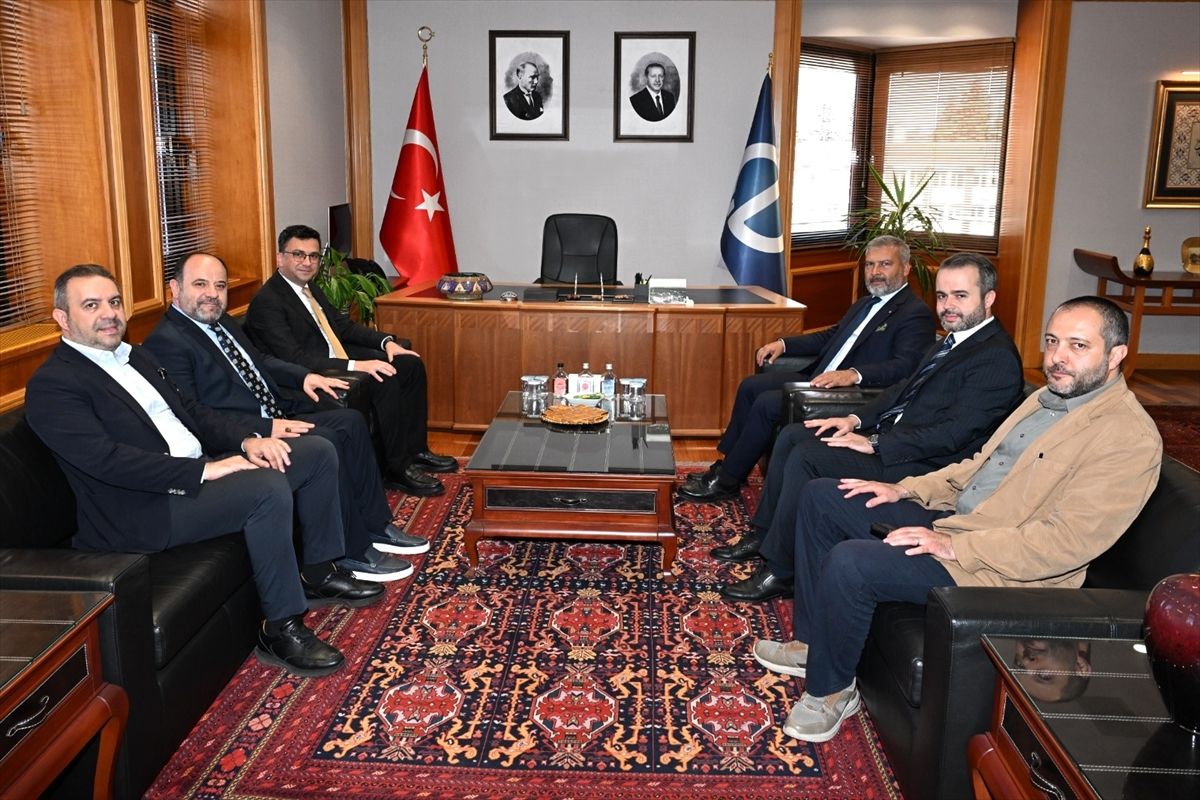 AA Genel Müdür Yardımcısı’ndan Üniversite Ziyareti
