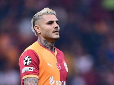 Unlu yorumcu mauro icardinin ayriligi sonrasi hungur hungur agladi rPhZ7ryK